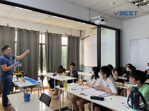 2 VBest Year 1 to Year 13 Tuition Centre